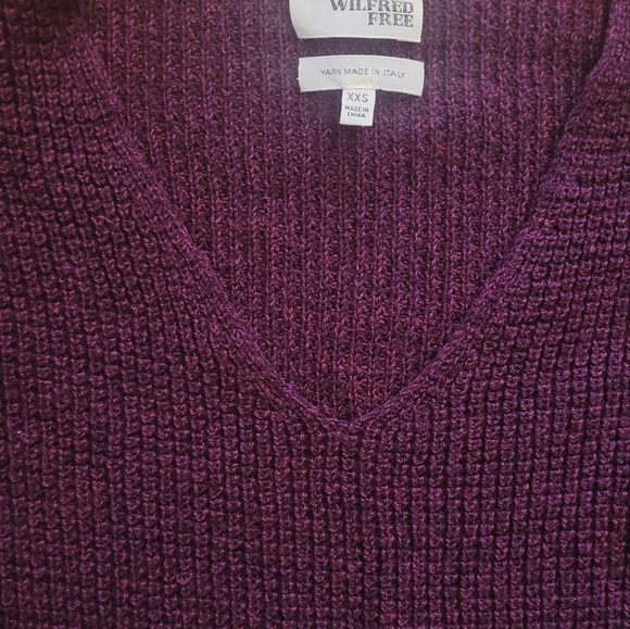 Price drop!!Aritzia Wolter sweater - Picture 10 of 10